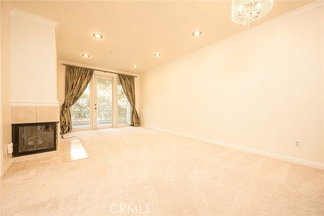 2233 Martin 311, Irvine, CA 92612