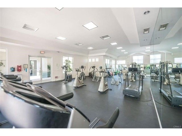 2233 Martin 311, Irvine, CA 92612