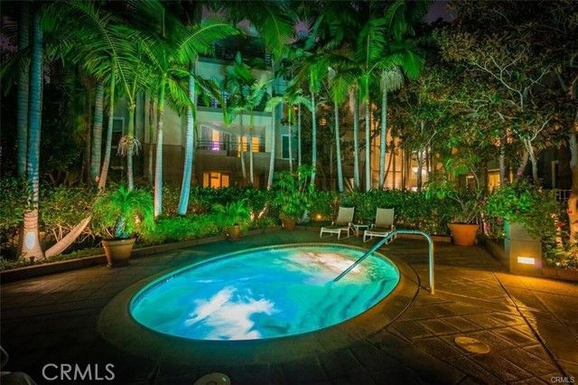 2233 Martin 311, Irvine, CA 92612