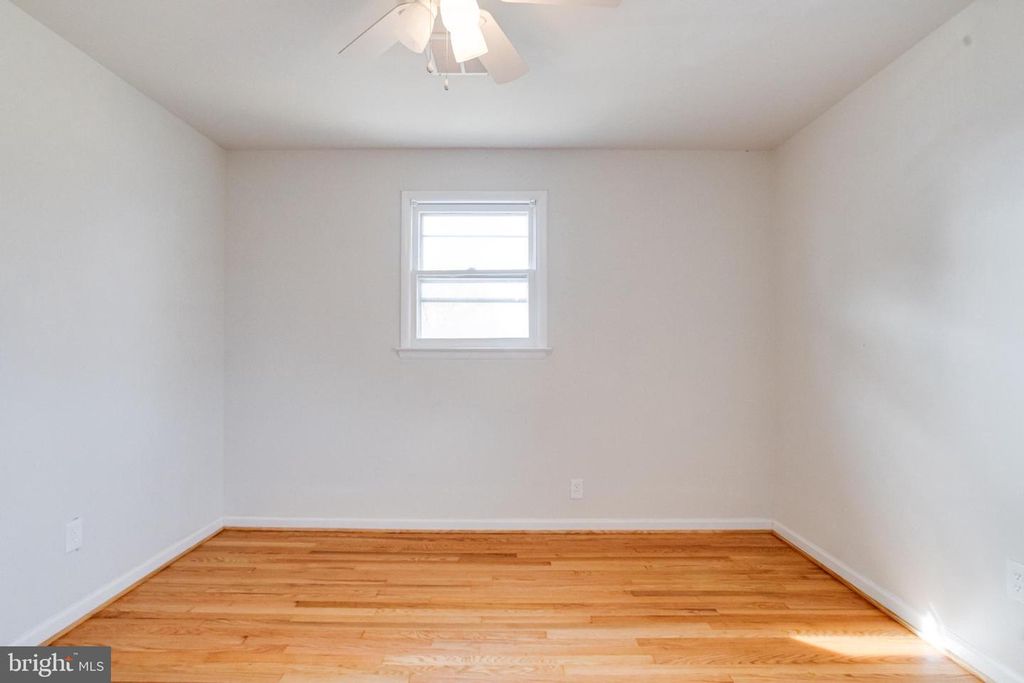 Image 48 of property listing at 13 PALMA CT, Parkville, MD 21234