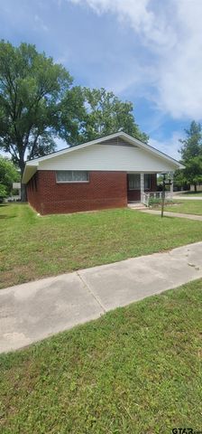 615 N Pacific St., Mineola, TX 75773