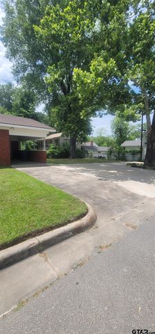 615 N Pacific St., Mineola, TX 75773
