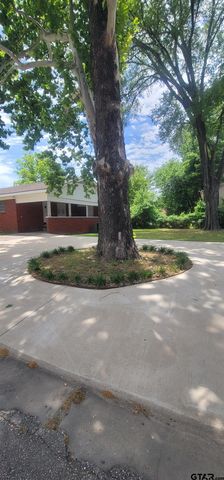 615 N Pacific St., Mineola, TX 75773