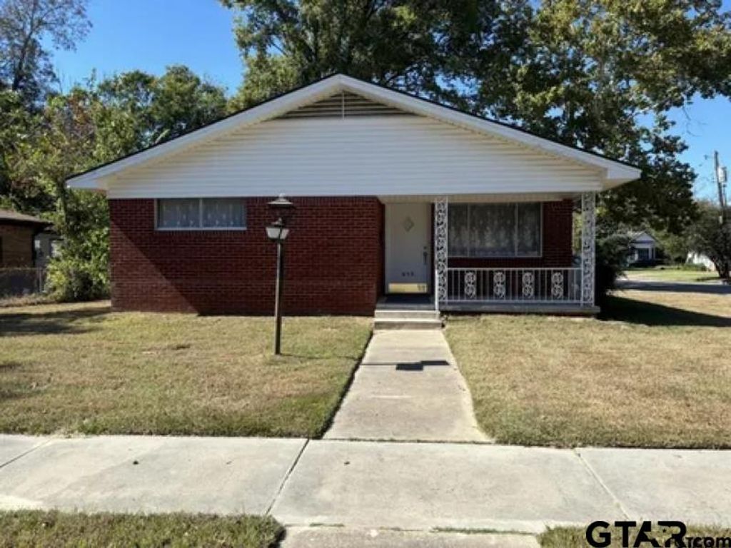 615 N Pacific St., Mineola, TX 75773