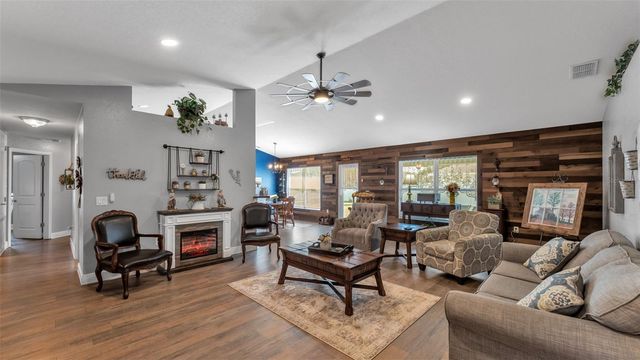 353 MANDOLIN LANE, Winter Haven, FL 33884