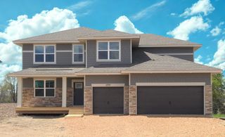 1733 Oak Creek Pass, Chaska, MN 55318