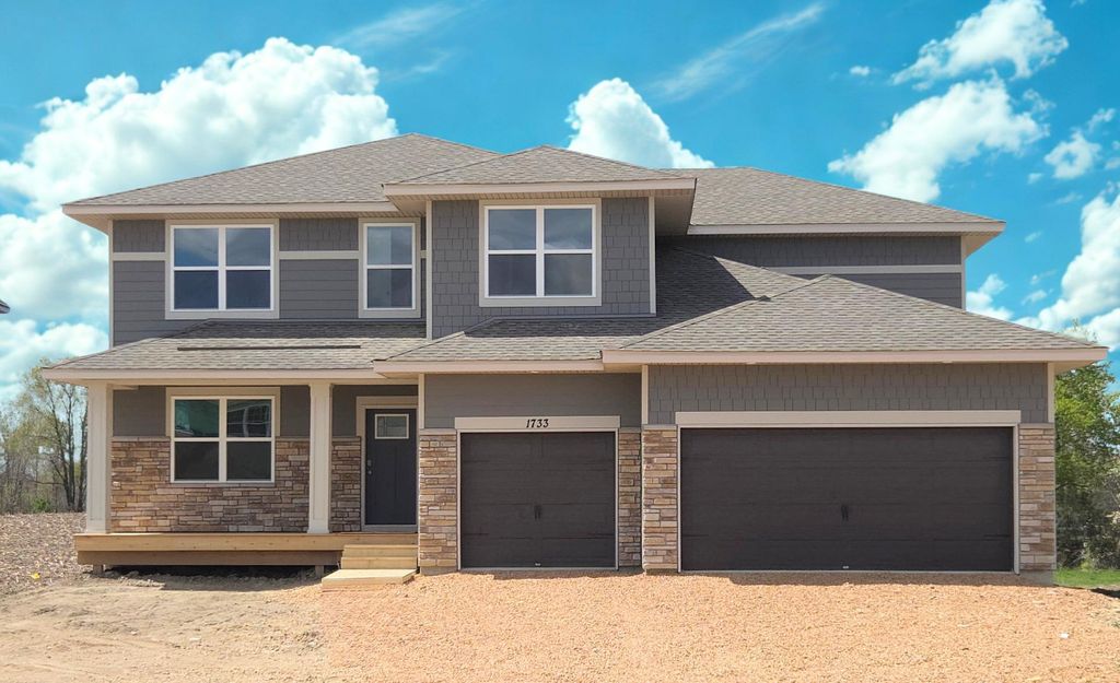 1733 Oak Creek Pass, Chaska, MN 55318