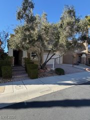 989 Wagner Valley Street, Henderson, NV 89052