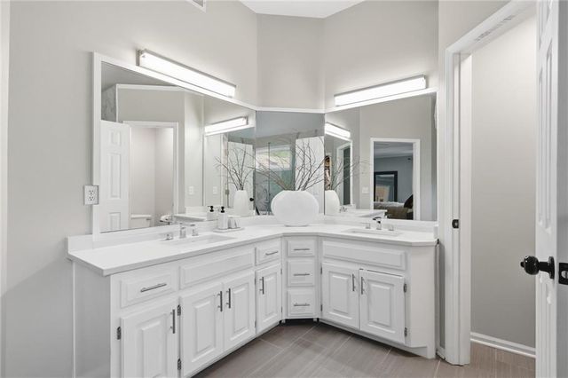 15444 W 139th Street, Olathe, KS 66062