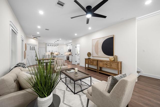 3408 Garapan Street C, Houston, TX 77091
