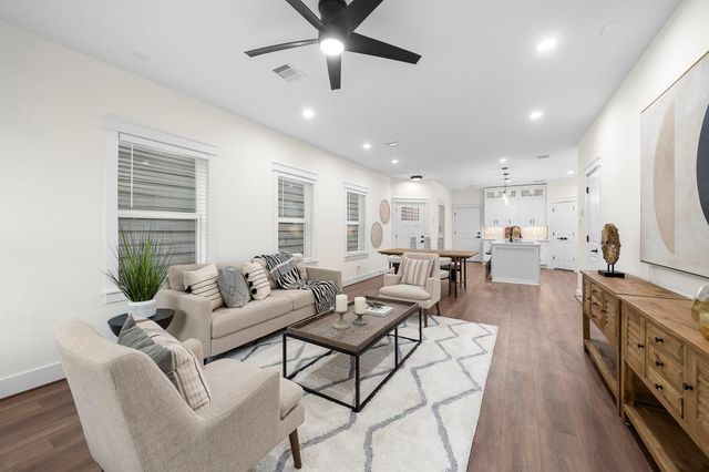 3408 Garapan Street C, Houston, TX 77091