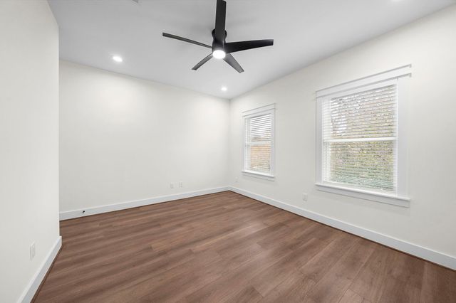 3408 Garapan Street C, Houston, TX 77091