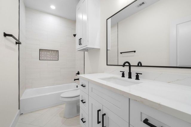 3408 Garapan Street C, Houston, TX 77091