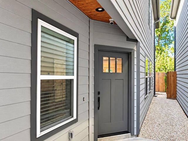 3408 Garapan Street C, Houston, TX 77091