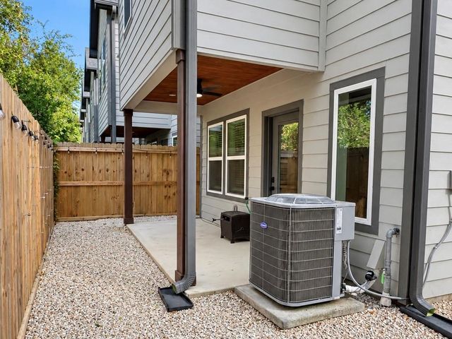 3408 Garapan Street C, Houston, TX 77091