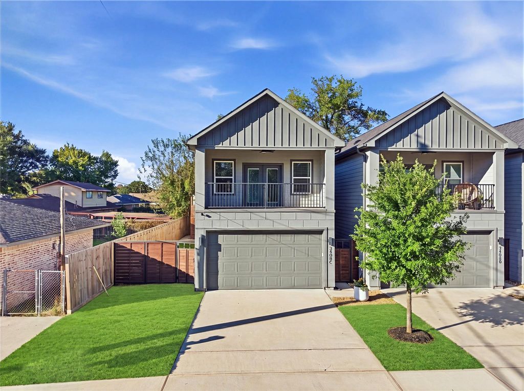 3408 Garapan Street C, Houston, TX 77091
