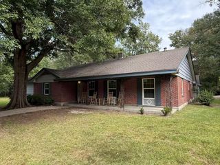 2707 Julienne Pl, Hattiesburg, MS 39402