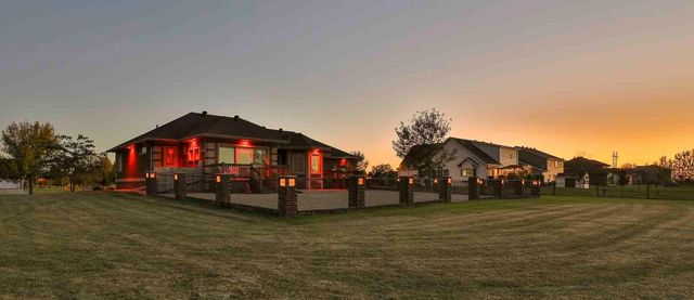 4814 37th Avenue N, Reile's Acres, ND 58102