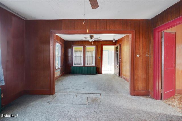 9 Elmhurst Avenue, Colonie, NY 12205