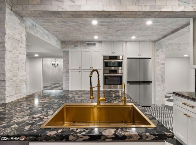 7240 N VIA DE LA MONTANA --, Scottsdale, AZ 85258