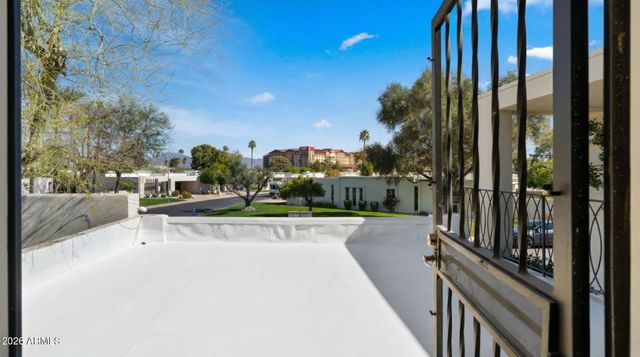 7240 N VIA DE LA MONTANA --, Scottsdale, AZ 85258