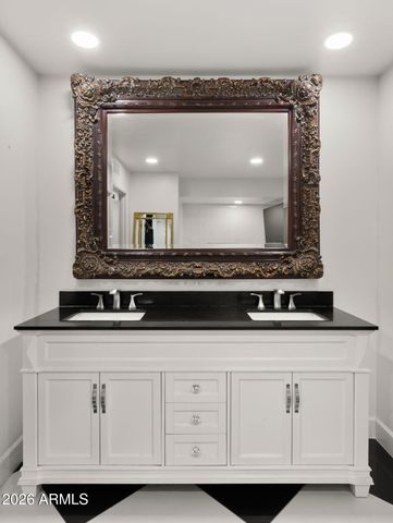 7240 N VIA DE LA MONTANA --, Scottsdale, AZ 85258