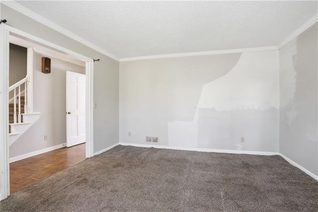 315 Spindletree Trace, Roswell, GA 30076