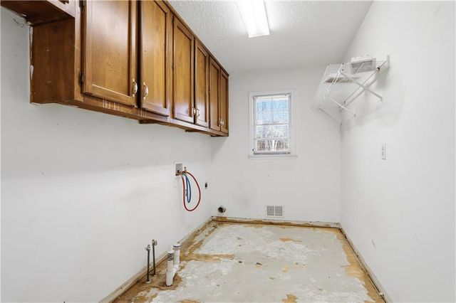 315 Spindletree Trace, Roswell, GA 30076