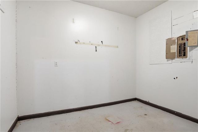 315 Spindletree Trace, Roswell, GA 30076