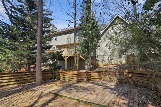 315 Spindletree Trace, Roswell, GA 30076