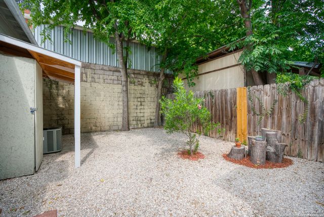 609 Virginia, San Antonio, TX 78203