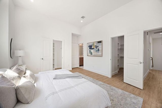 1713 Mary Street, Houston, TX 77026