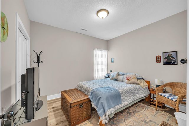 4357 N Sandplum St, Wichita, KS 67205