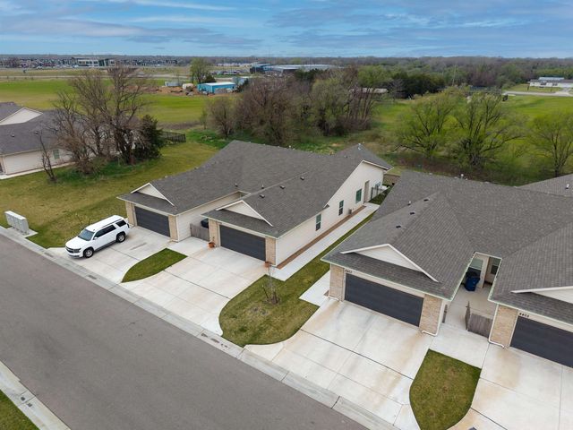 4357 N Sandplum St, Wichita, KS 67205