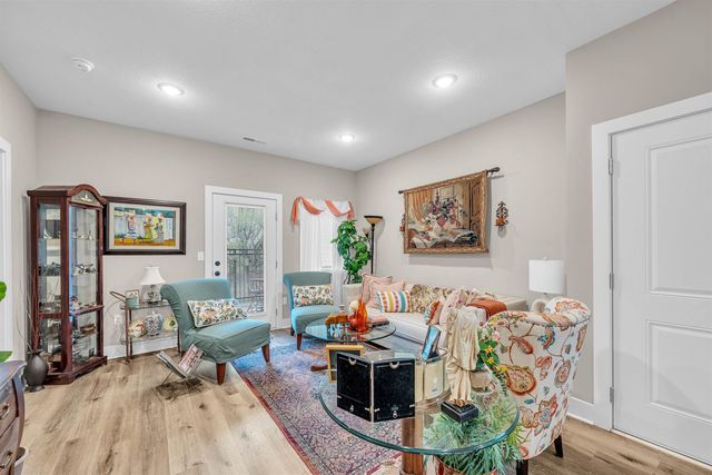 4357 N Sandplum St, Wichita, KS 67205