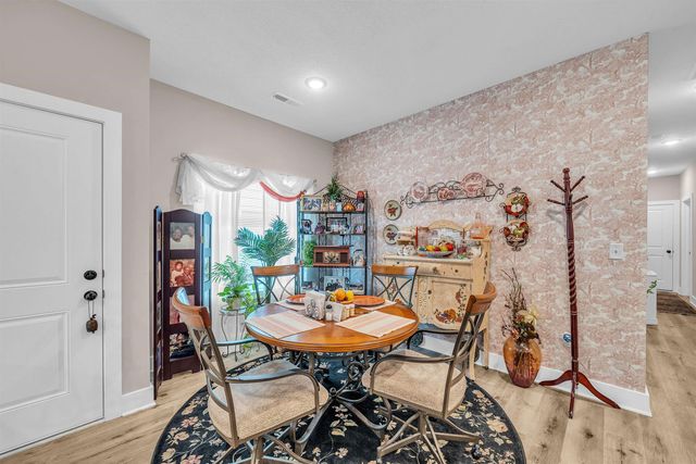 4357 N Sandplum St, Wichita, KS 67205