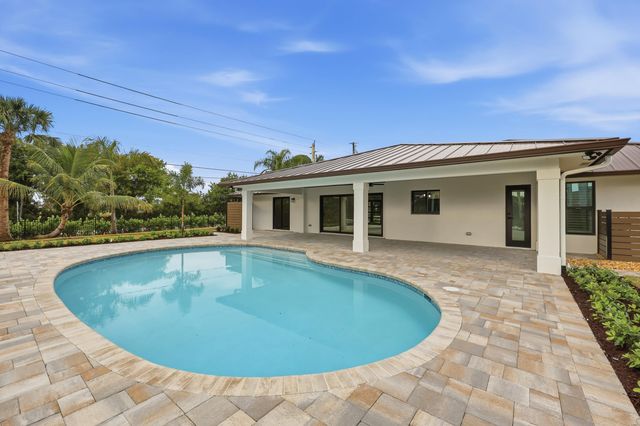 1489 SW Pine Tree Lane, Palm City, FL 34990