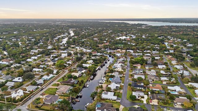 1489 SW Pine Tree Lane, Palm City, FL 34990