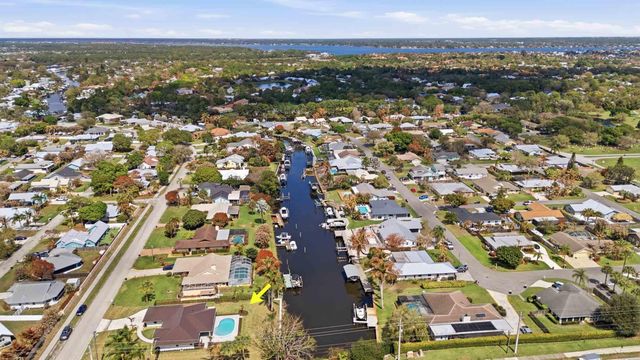 1489 SW Pine Tree Lane, Palm City, FL 34990