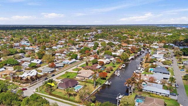 1489 SW Pine Tree Lane, Palm City, FL 34990