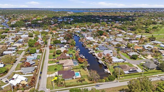 1489 SW Pine Tree Lane, Palm City, FL 34990