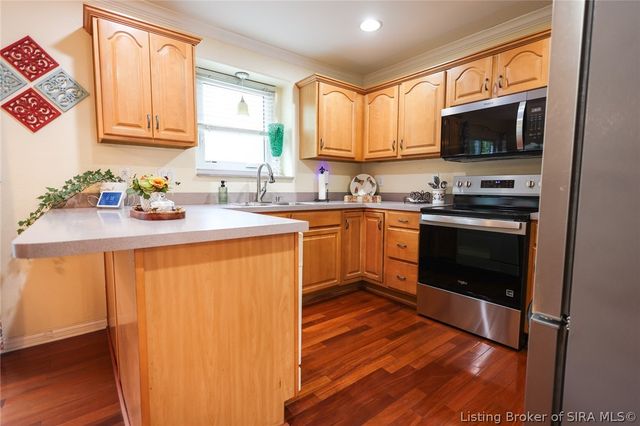 3019 Autumn Hill Trail, New Albany, IN 47150