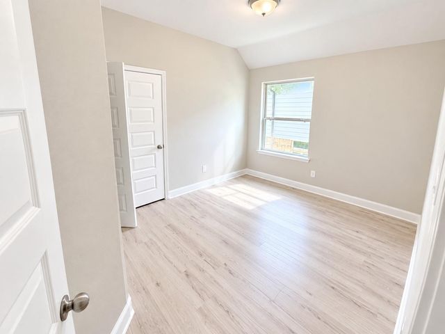 120 Wake Valley Court, Conroe, TX 77304