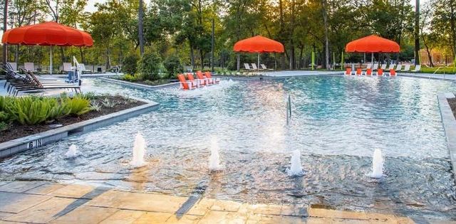 120 Wake Valley Court, Conroe, TX 77304