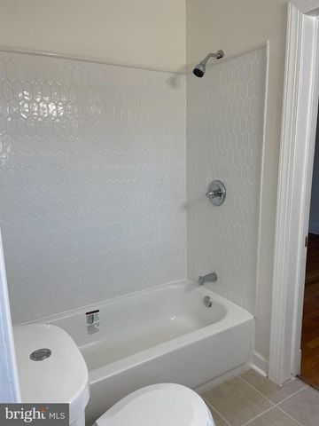 6305 E FORDHAM DR, Baltimore, MD 21215