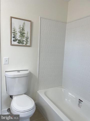 6305 E FORDHAM DR, Baltimore, MD 21215