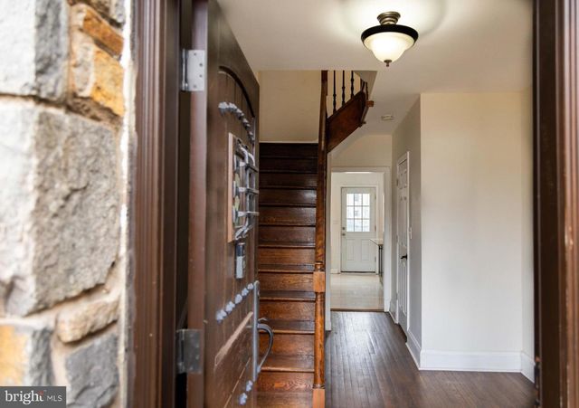 6305 E FORDHAM DR, Baltimore, MD 21215