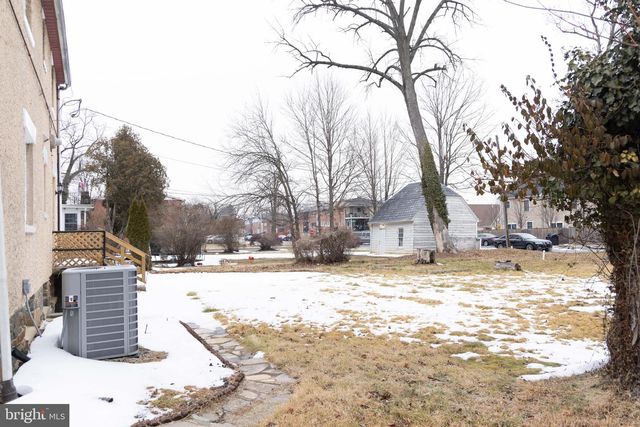 6305 E FORDHAM DR, Baltimore, MD 21215