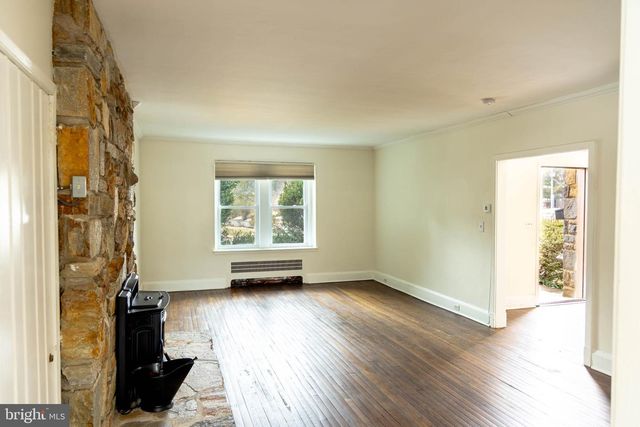 6305 E FORDHAM DR, Baltimore, MD 21215