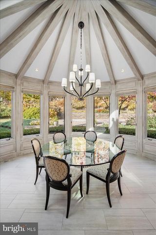 8917 HARVEST SQUARE CT, Potomac, MD 20854